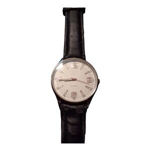Black Leather Strap Quartz Watch